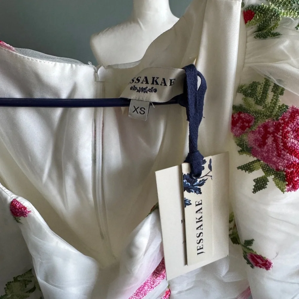 NWT Jessakae Charlotte White tulle maxi dress with red and pink roses - Picture 5 of 8